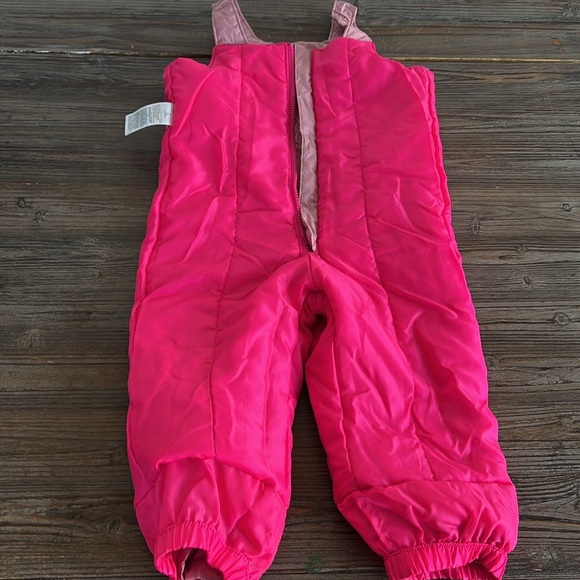 OLD NAVY TODDLER  SIZE 2T - Picture 9 of 9